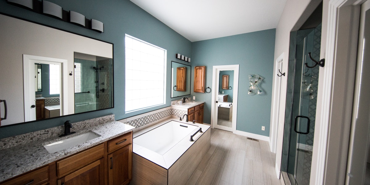 Common Bathroom Floor Plans to Consider for Your Bathroom Remodel